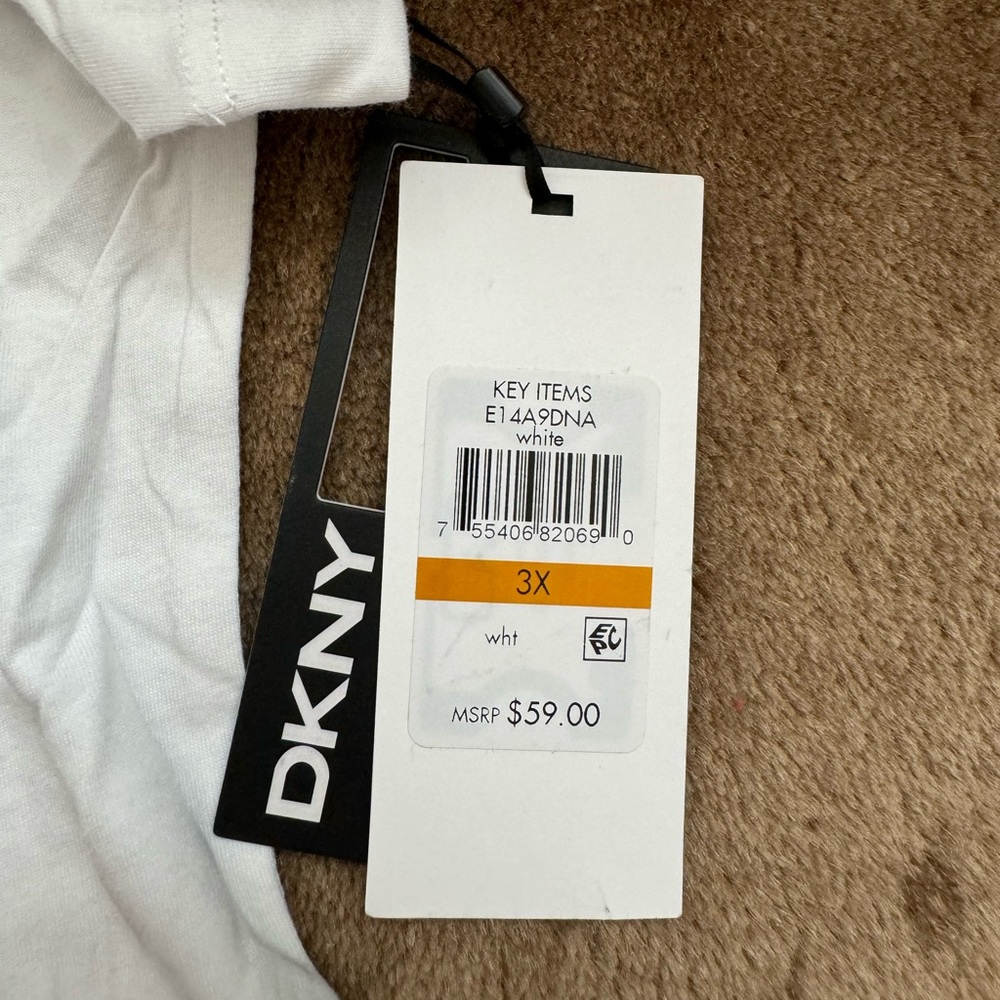 Brand new shirt. 3X white . DKNY